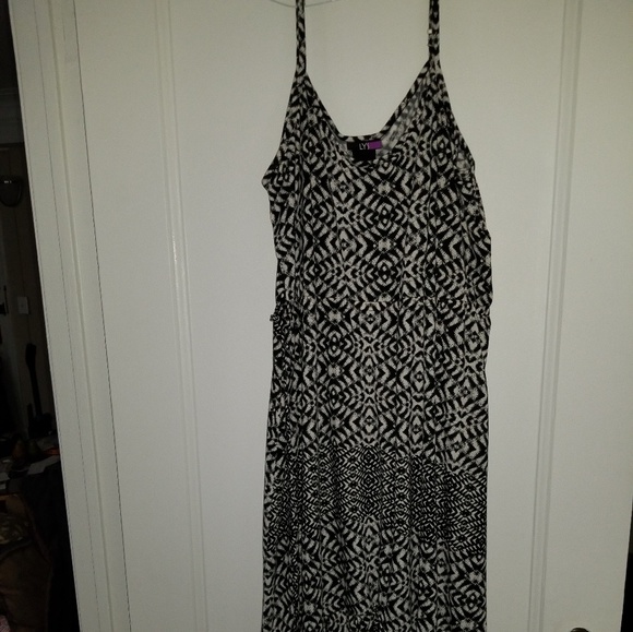 Lys Dresses & Skirts - b8,237  Lys  Maxi Sun Dress (never worn)